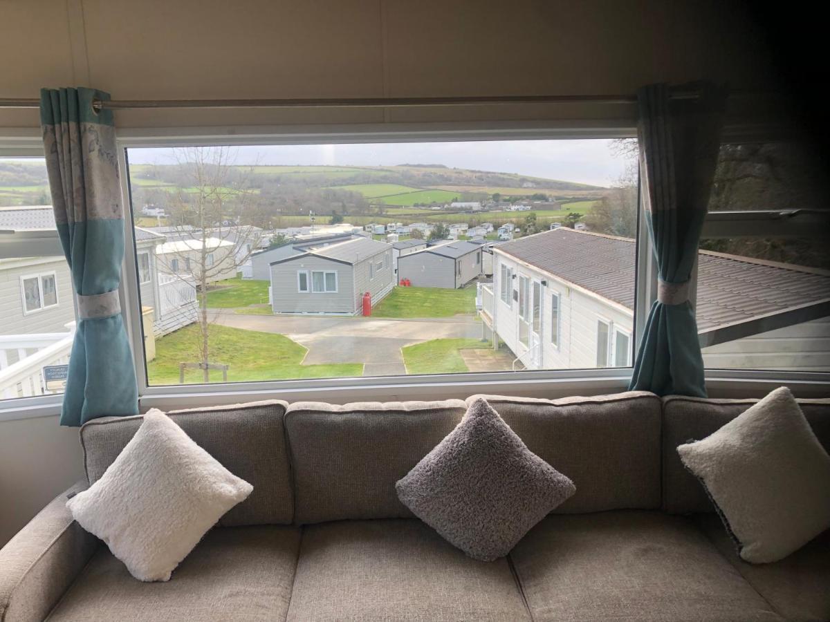Classy Caravan With Ample Space Bembridge Exterior photo